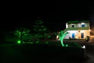 Katerina & Joanna Adamas Studio Milos - Adamas - 4