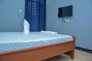 Johnsons StopPoint - 2