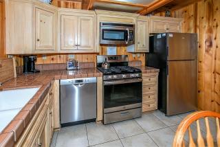 Switzerland Ski Chalet-845 by Big Bear Vacations - Big Bear Lake - 9