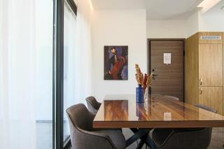 Phaedrus Living: City View Anna Residence 101 - 8