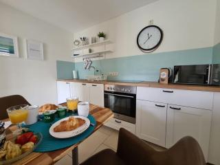 Neu eingerichtetes Apartment #1 mit WLAN !Sauna & Hot Tub zubuchbar! - Senftenberg - 6