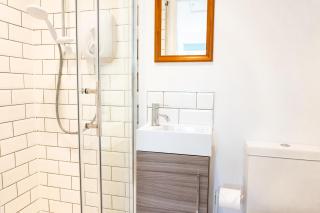 Kelston View by Cliftonvalley Apartments - Bristol - 9