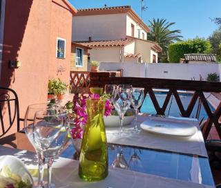 Cozy holiday home with pool in St Pere Pescador - Sant Pere Pescador - 1