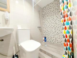 Gloria Host House - 6
