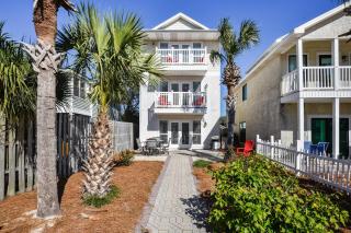 Beaches and Dreams by Book That Condo - Panama City Beach - 7