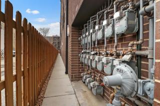 Sunlit Studio Apt in Chicago - Broadway 301 - 4