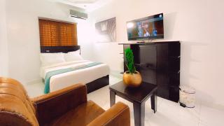 Royal Court Lounge & Boutique Hotel - 4