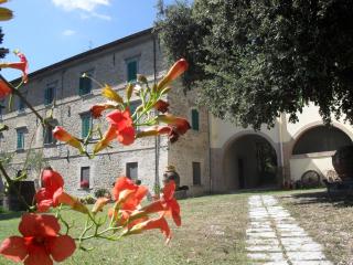 Farmhouse in Gualdo Cattaneo with pool - Gualdo Cattaneo - 4