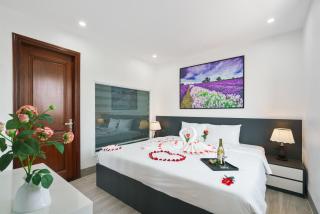 The Enchanted Hotel - Hạ Long - 1