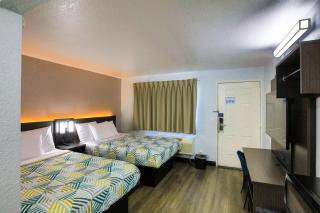 Motel 6-Sacramento, CA - Central - 5