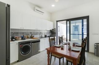 To Hani - Kamara Maisonette - 3