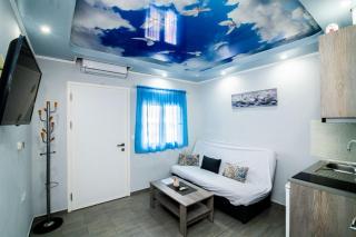 Katrine Seaside Rooms #PROPERTLY - Nea Kalikratia - 1