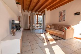 Happy Guest Apartments - Lake & Relax - Riva di Solto - 8