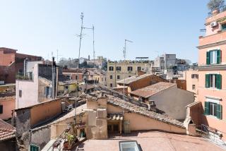 Idyllia lighty flat with views in Trastevere - 3