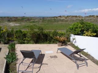 Sol-y-Days Flamant, Superbe appartement en rez de jardin avec grande terrasse et jardinet, face a la mer - Le Grau-du-Roi - 8