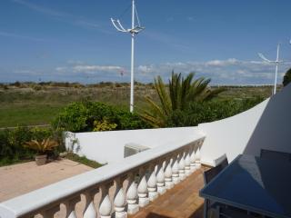 Sol-y-Days Flamant, Superbe appartement en rez de jardin avec grande terrasse et jardinet, face a la mer - 5