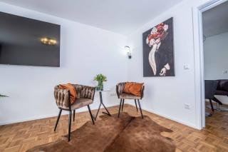 City Wohnung FN L 5 KLIMATISIERT mit Balkon und Küche - Friedrichshafen - 9