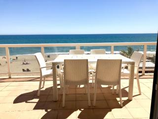 BEACHFRONT APARTMENT In LA CALA DE MIJAS - La Cala de Mijas - 9