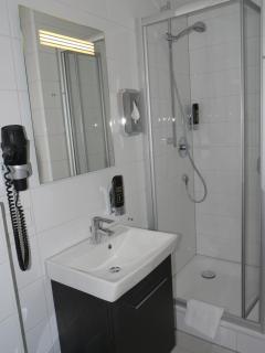 Mille Stelle Hotel - Eggenstein-Leopoldshafen - 5