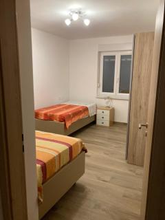First Vrtovin Apartment - Črniče - 1