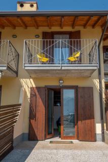 Happy Guest Apartments - Lake & Green Oasis - Riva di Solto - 4
