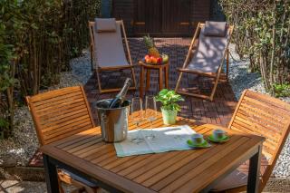 Happy Guest Apartments - Lake & Green Oasis - Riva di Solto - 1