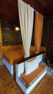 Traditional cozy apartments in Livadi Parnassos - Kalívia - 2