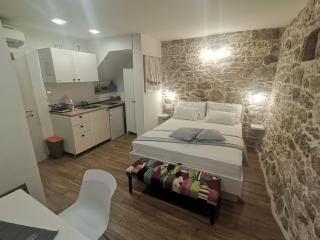 Bepo studio collection - Split - 0