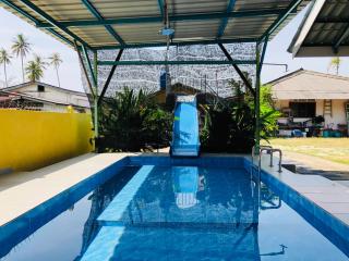 Private Pool Family - Homestay Tok Abah Dalam Rhu - 6