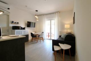 Interno 19 - Bordighera - 0