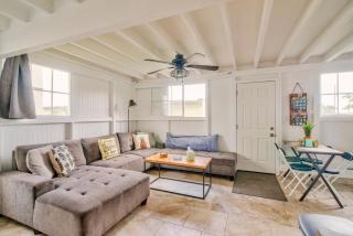 NEW - Pineapple Loft - Entire House Downtown Hilo with AC - 8