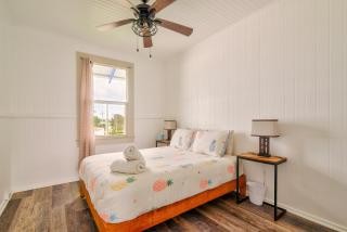 NEW - Pineapple Loft - Entire House Downtown Hilo with AC - Hilo - 2