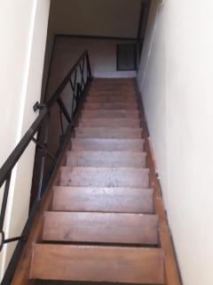 Appart simple entier 1 ch à ch-gontier 1er ou 2eme étage - Château-Gontier - 1