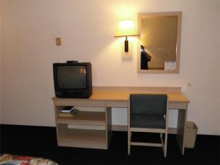 Days Inn by Wyndham New Philadelphia - New Philadelphia - 8