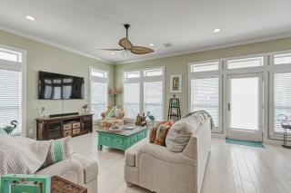 4Br 3Ba - Ocean Views - Walk 2 Beach - Tiki Bar - with Creek - Crystal Beach - 2