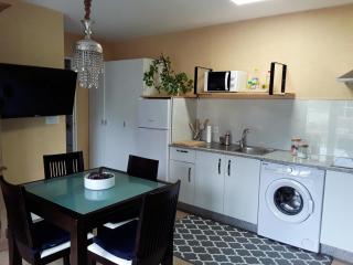 Charming House in Parada with Large Garden - Parada - 8