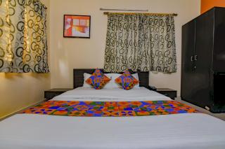 FabHotel New kolkata Residency Inn - Nr Axis Mall - 4