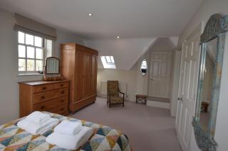 Claytons Cottage - 1