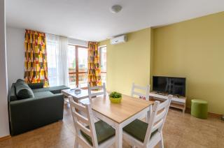 Robinson Beach Apartments - 3