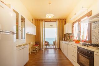 Suite house on the sea - 8