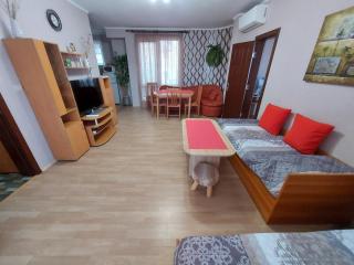 Apartment Larissa - Pomorie - 8
