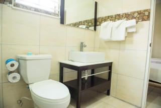 Hunny Bay Resort - Priory - 4