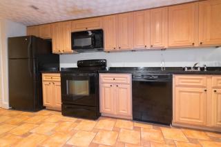 Cathedral Charmer--2 BR English Basement, with Garden Access - 1