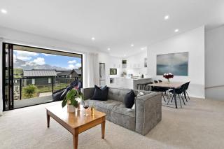 Samantha Lane - Queenstown - 4