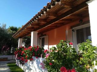Villa Eleni (Apartment) Fully equiped,near the sea - 4