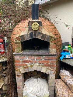 Luxury Unique Townhouse with Hottub & Pizza Oven - Bolton - 6