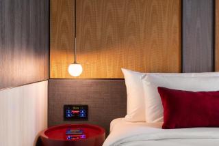 Ramada Plaza by Wyndham Bangkok Sukhumvit 48 - 2