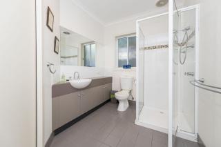Sandpiper 5 - Close to Town and Beach - Inverloch - 1