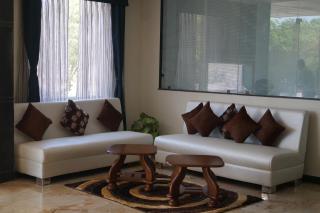 Neel Clarks Inn Express - Agra - 4