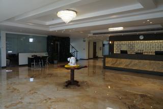 Neel Clarks Inn Express - Agra - 5